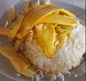 Lomo saltado with bananas
